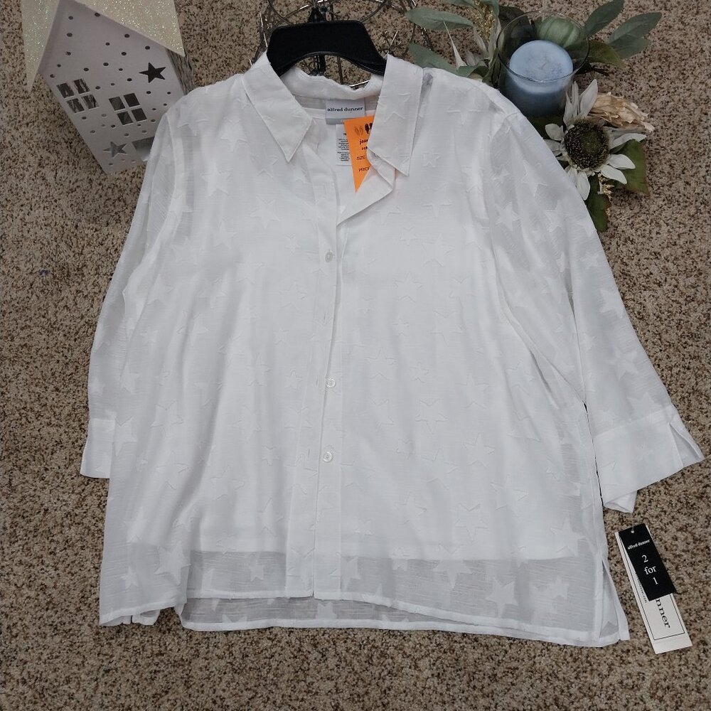 3399 Size 18P Alfred Dunner Shell & Button Down Top White Stars NWT - Picture 1 of 9